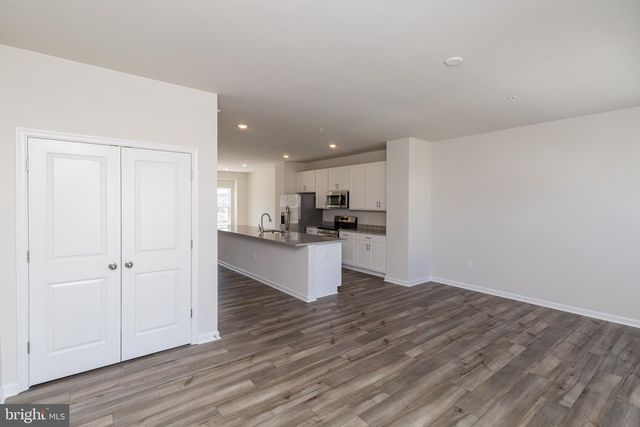 10969 BARNARD PL, White Plains, MD 20695