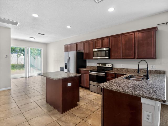 17520 BUTTERFLY PEA COURT, Clermont, FL 34714
