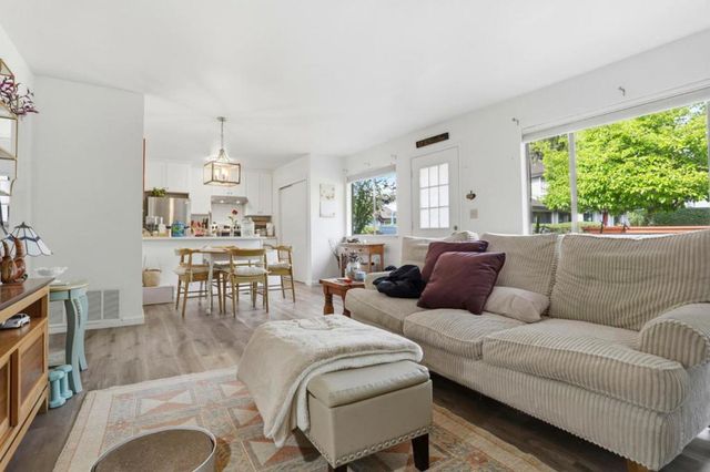 922 Ponselle Lane 1, Capitola, CA 95010