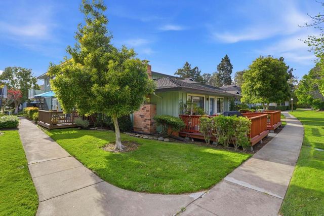 922 Ponselle Lane 1, Capitola, CA 95010