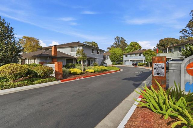 922 Ponselle Lane 1, Capitola, CA 95010