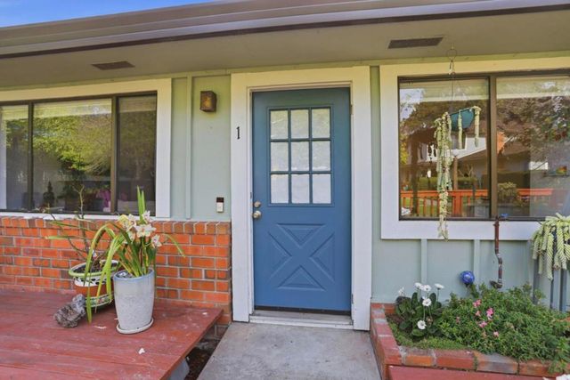 922 Ponselle Lane 1, Capitola, CA 95010