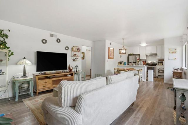 922 Ponselle Lane 1, Capitola, CA 95010