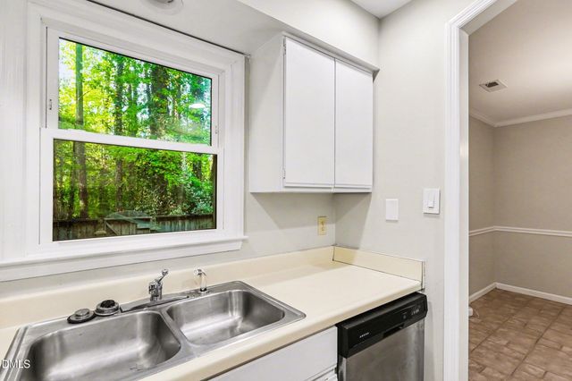 5645 Hamstead Crossing, Raleigh, NC 27612