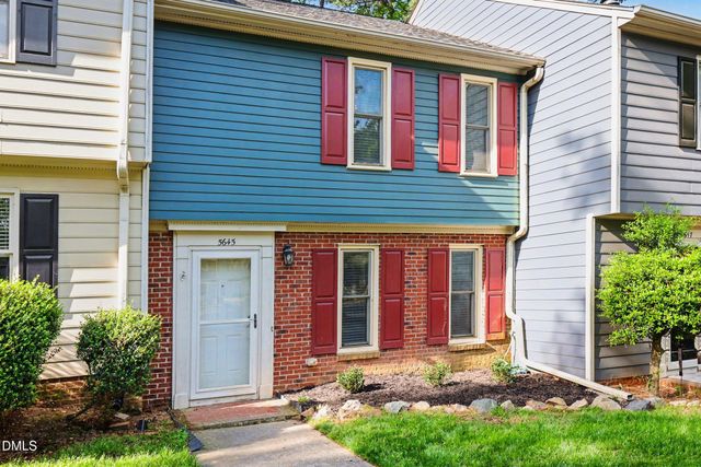 5645 Hamstead Crossing, Raleigh, NC 27612