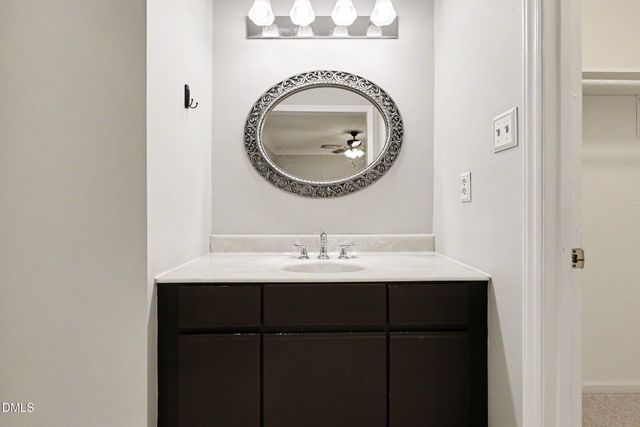 5645 Hamstead Crossing, Raleigh, NC 27612