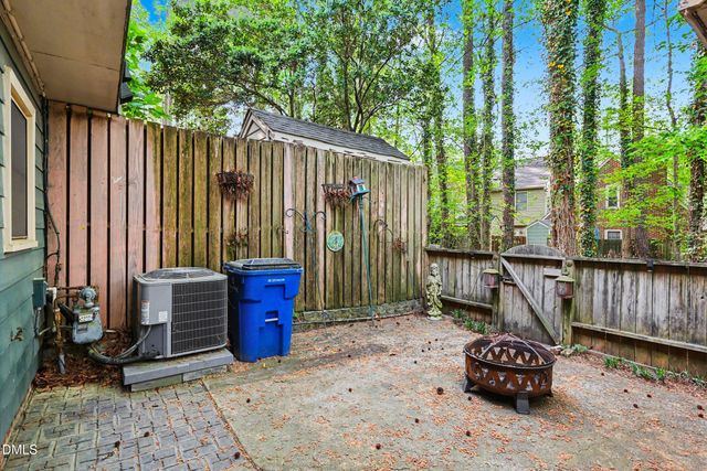 5645 Hamstead Crossing, Raleigh, NC 27612