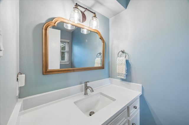 16418 Clearcrest Drive, Houston, TX 77059