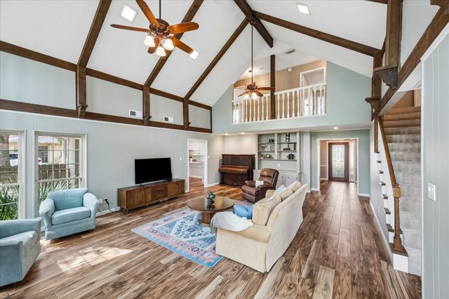 16418 Clearcrest Drive, Houston, TX 77059