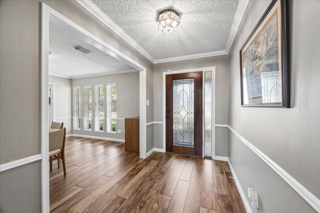 16418 Clearcrest Drive, Houston, TX 77059