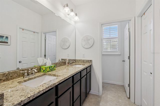 525 GUNSTON CT, Davenport, FL 33837