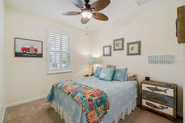 525 GUNSTON CT, Davenport, FL 33837