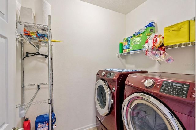 525 GUNSTON CT, Davenport, FL 33837