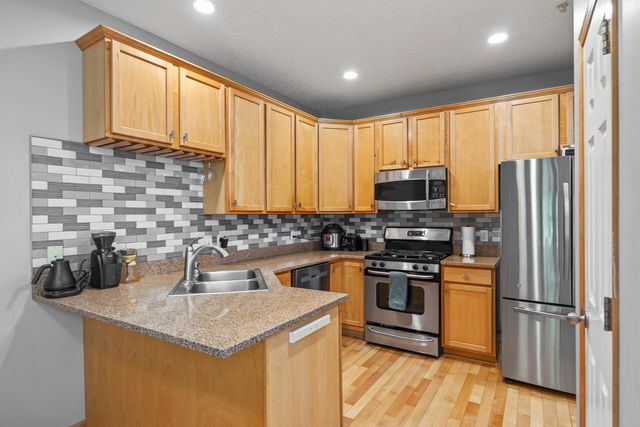 5058 Yuma Lane N, Plymouth, MN 55446