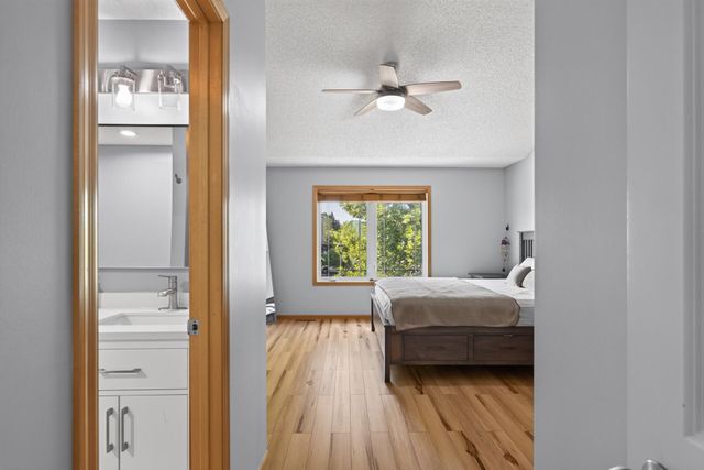 5058 Yuma Lane N, Plymouth, MN 55446