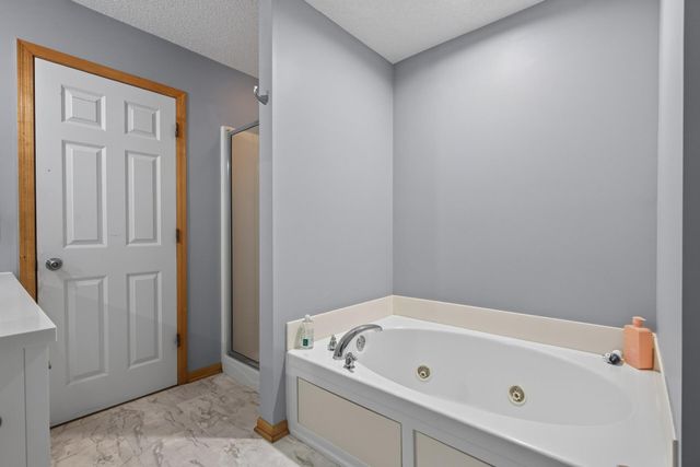 5058 Yuma Lane N, Plymouth, MN 55446