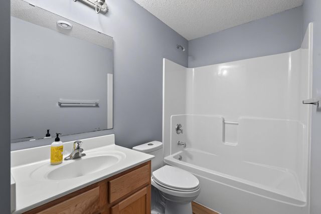 5058 Yuma Lane N, Plymouth, MN 55446