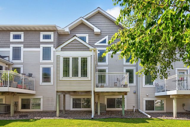 5058 Yuma Lane N, Plymouth, MN 55446