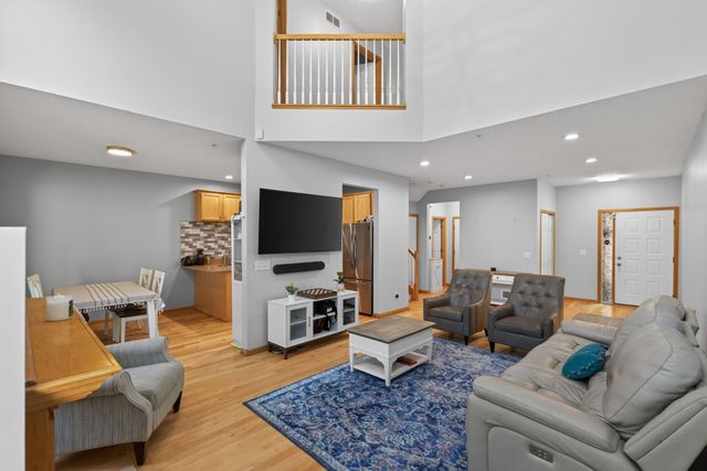 5058 Yuma Lane N, Plymouth, MN 55446