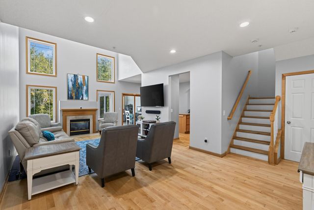 5058 Yuma Lane N, Plymouth, MN 55446