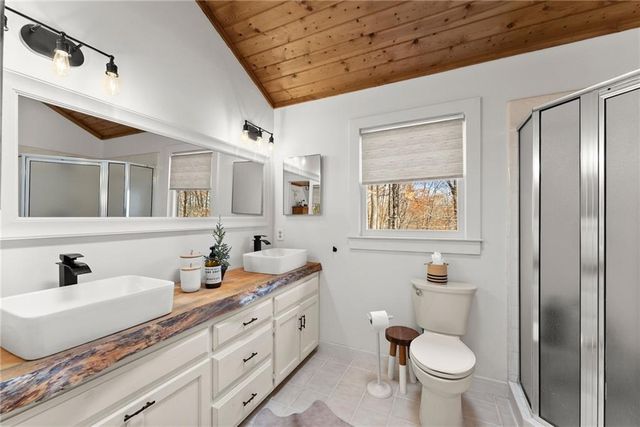 315 N Lake Drive, Sautee Nacoochee, GA 30571