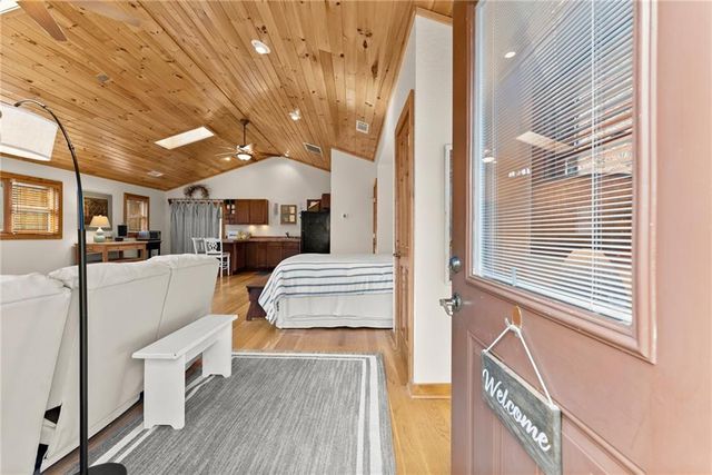 315 N Lake Drive, Sautee Nacoochee, GA 30571