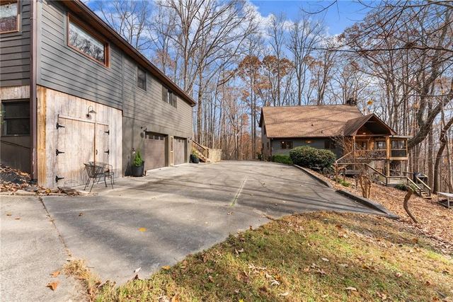 315 N Lake Drive, Sautee Nacoochee, GA 30571