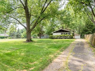 5850 Springside Avenue, Downers Grove, IL 60516