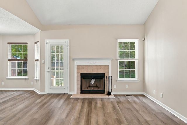 3807 Man O War Blvd, Clarksville, TN 37042