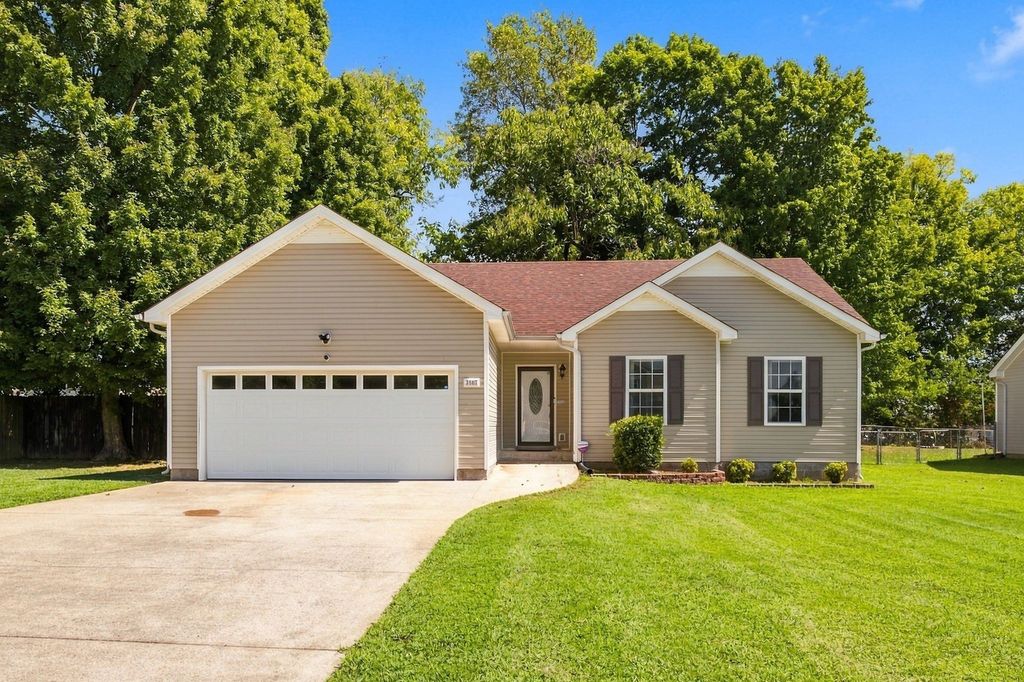 3807 Man O War Blvd, Clarksville, TN 37042