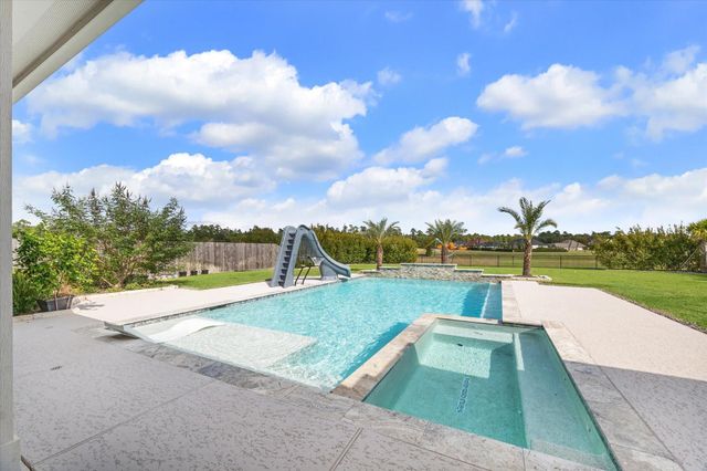 18807 Serene Water Drive, Montgomery, TX 77356