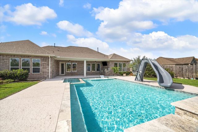 18807 Serene Water Drive, Montgomery, TX 77356