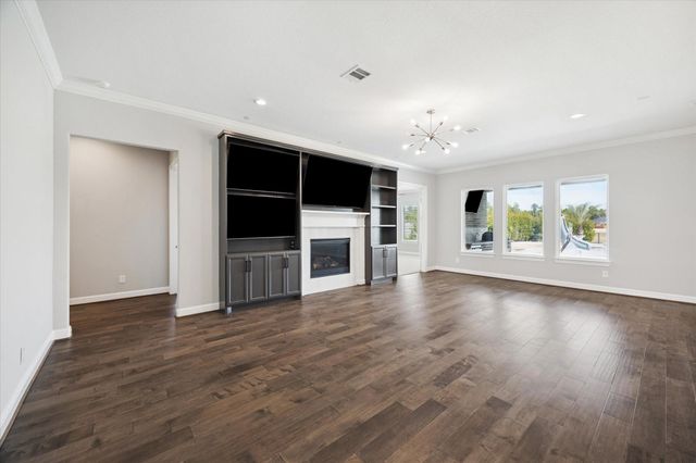 18807 Serene Water Drive, Montgomery, TX 77356