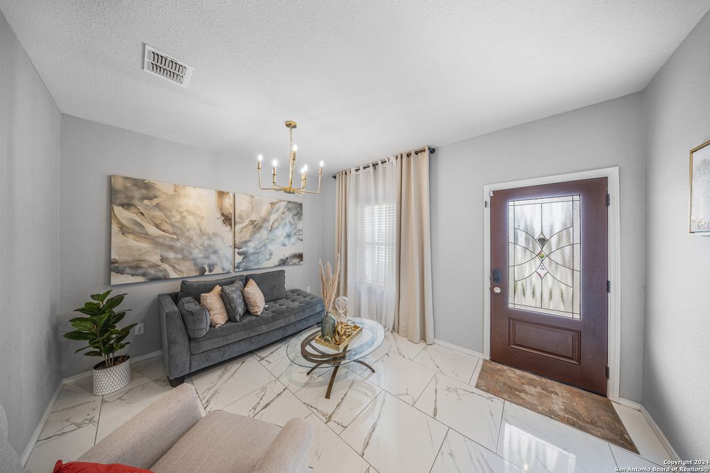 3123 Saturn Path, Converse, TX 78109