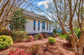 145 Duke Street, Cooleemee, NC 27014