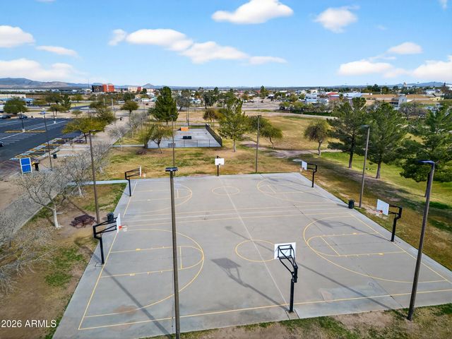 633 N PINAL Street, Florence, AZ 85132