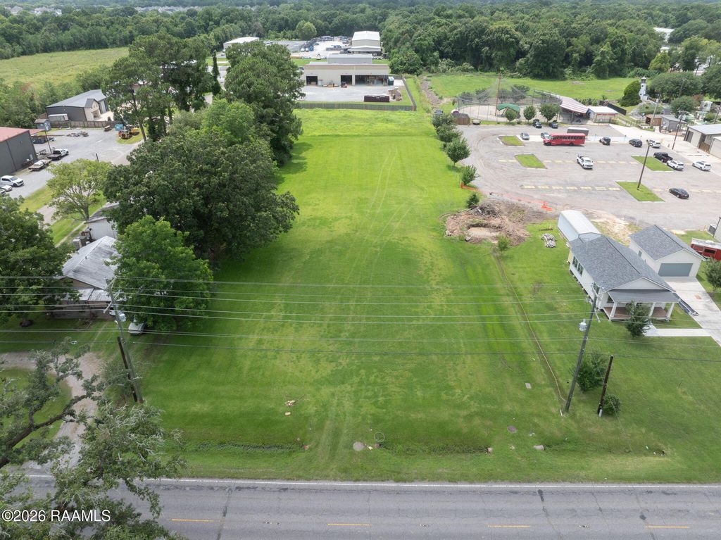 516 Youngsville Highway, Lafayette, LA 70508