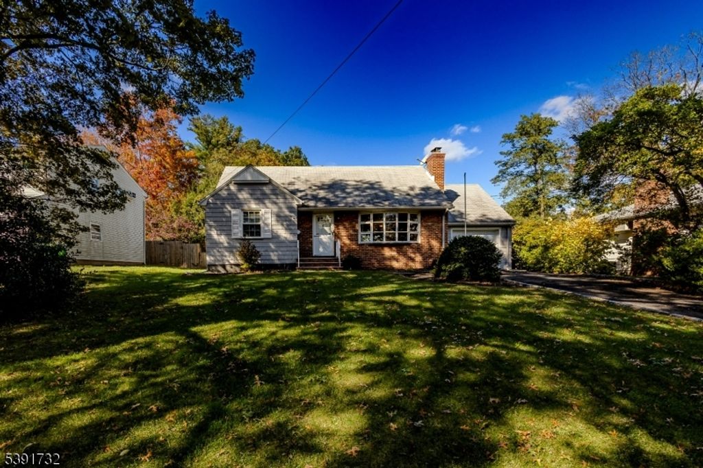 436 Greenbrook Rd, North Plainfield Boro, NJ 07063