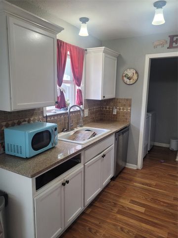 134 Whispering Pines DR, Bastrop, TX 78602