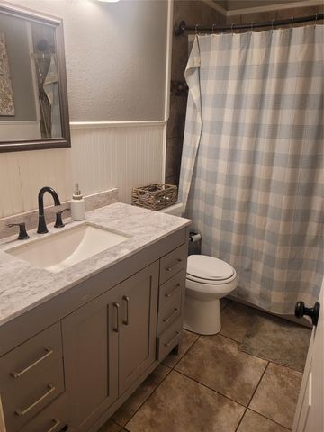 134 Whispering Pines DR, Bastrop, TX 78602
