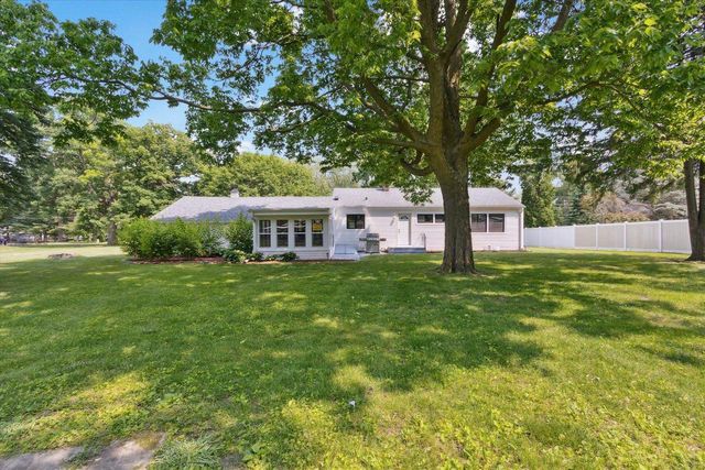 2513 Shopiere Road, Beloit, WI 53511