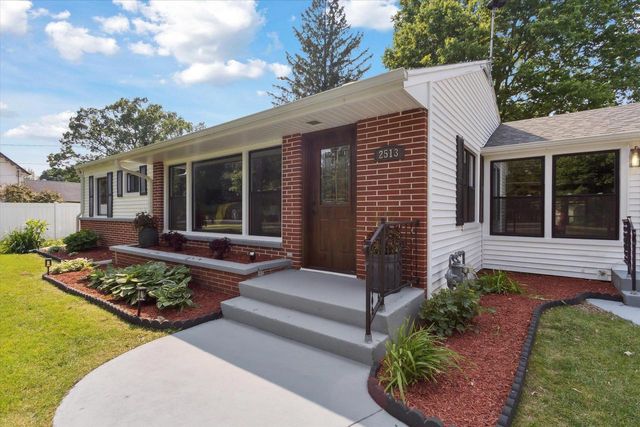 2513 Shopiere Road, Beloit, WI 53511