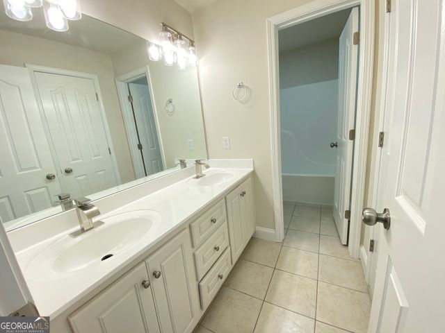 623 Henning Drive, Winder, GA 30680