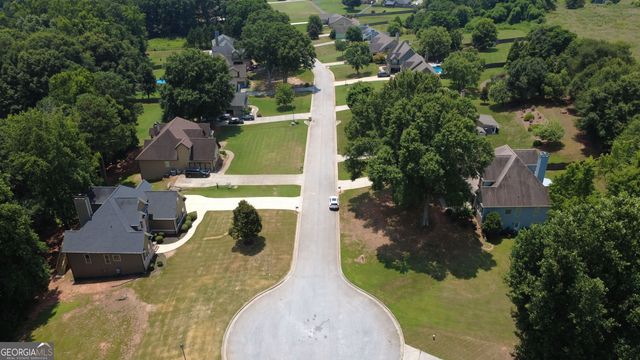 623 Henning Drive, Winder, GA 30680
