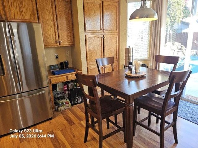 432 Gladstone Ct, Roseville, CA 95747