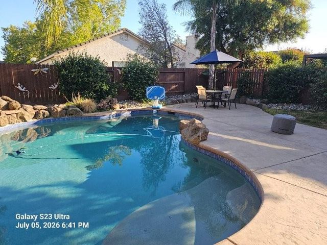 432 Gladstone Ct, Roseville, CA 95747