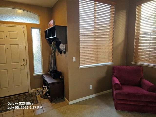 432 Gladstone Ct, Roseville, CA 95747