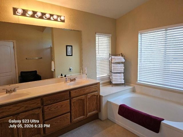 432 Gladstone Ct, Roseville, CA 95747