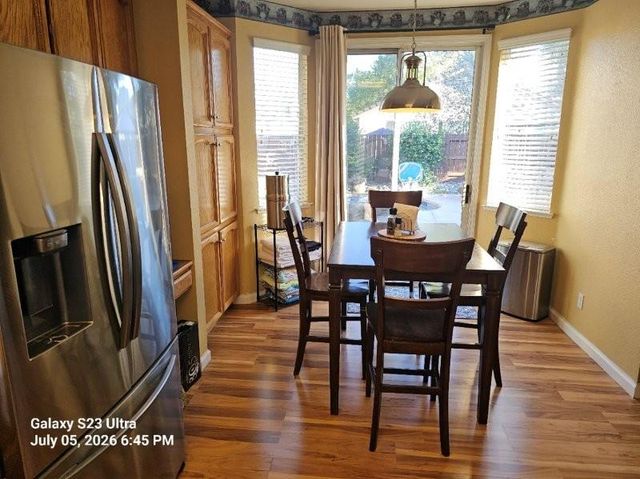 432 Gladstone Ct, Roseville, CA 95747