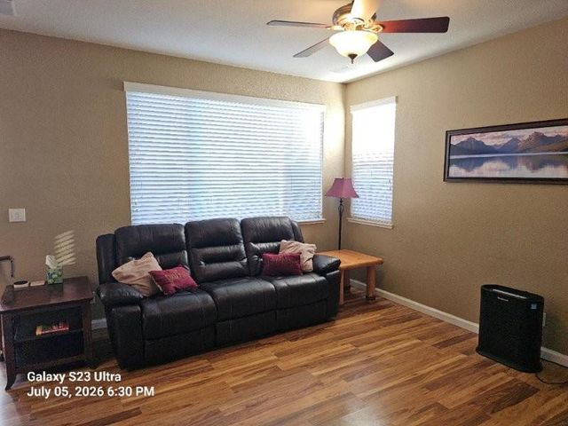 432 Gladstone Ct, Roseville, CA 95747